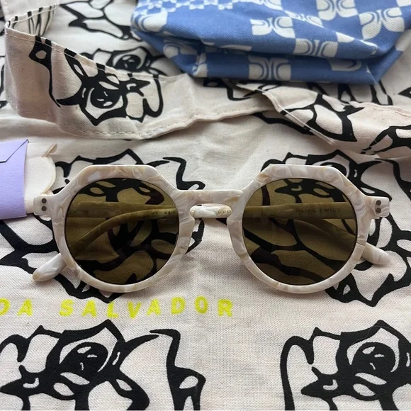 Freda Salvador Cream Sunglasses - Picture 2 of 12